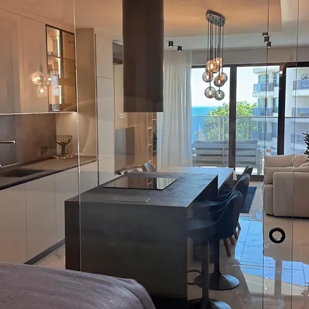 The One Sea&salt Apartment Warna